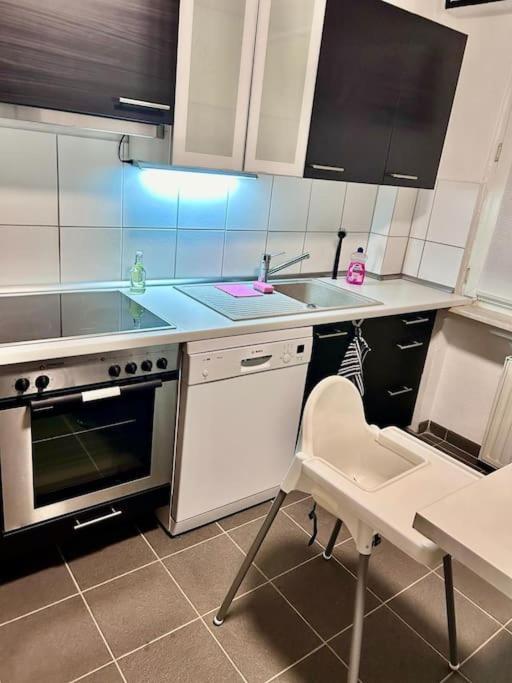 Moderne Ruhige Wohnung Bochum Angebunden Buitenkant foto